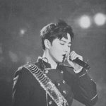[EXO] <b>윤</b>중간지왈 너무 잘컸다..