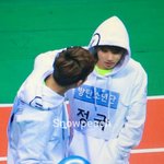[방탄소년단] 초등학생하고 <b>중학생</b> 형아 같다