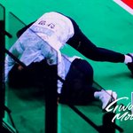 [EXO] <b>박찬열</b> 안으로 들어가고싶다
