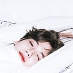 [EXO] 백현이 배경밖에 없어서 미앙,,,