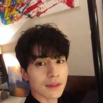남자 하얀 피부 별로 안 좋아하는데 이동욱은 예외;;;