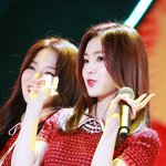 자꾸 올라가는 아이린 의상
