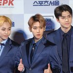 [EXO] 슈<b>백세</b>
