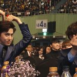 [EXO] 준면아 찬열아 나도 <b>사라</b>내 우우우우~~