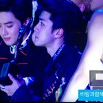 [EXO] <b>김종인</b> 저거 갈비뼈냐?