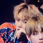 [EXO] 이사람 홈마임 ?? 오늘 <b>열일</b>하네