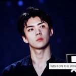 [EXO] 세훈이는 무대를 집중해서 보는거뿐인데