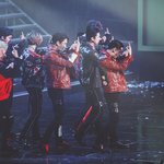 [EXO] <b>럭키</b>원 마지막샷