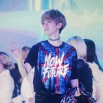 [EXO] <b>뭔</b> 다리가 <b>대</b> 팔뚝만해