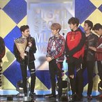 [EXO] 준면아 <b>살</b>좀쪄 허벅지가 내 <b>팔뚝</b>이잖아..