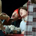 [댓글부탁해] 친구가옷빌려가서안줌;