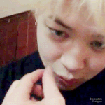 [방탄소년단] 앗씌 자때문에 <b>로이</b>로제걸려부려쓰...