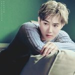 [EXO] 털썩...(이사진을보면 모두가 무릎을 <b>싹싹</b> 갈것임)