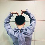 [EXO] 뒷태보고 <b>폭풍</b>오열..