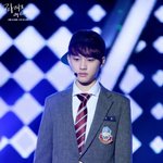 [EXO] 교복 단정하게 입는 <b>선도부</b> 회장 도경수vs