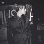 [EXO] 강렬한컬러<b>속</b> 흑백<b>사진</b>