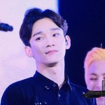 [CHEN] 오늘 종대 존잘인데 졸귀임..