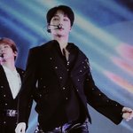 [EXO] 네이쳐 종인 <b>대륙</b>홈마가 올린 짤인데ㅋㅋ