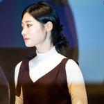 [댓글부탁해] 여자얼굴형 턱좀 각진거