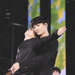 [EXO] 귀여운 면이랑 니니 <b>보삼</b>