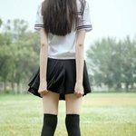 [댓글부탁해] 교복에<b>니삭스</b>신는거어떰?