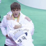 [이삐] <b>전정</b>ㄱ규ㅠㅠ퓨ㅠㅠㅠㅠㅠ애기야ㅠㅠㅠㅠㅠㅍ