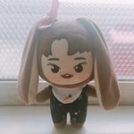 <b>입술</b> 예뻐지는법 아는사람