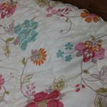 [이삐] 왕 이제야 침대에 <b>누움</b>