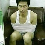오늘 떡볶이코트 입고나가는거 <b>에바</b>임?