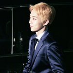 [시우민] 시우민 <b>본부</b>장님 퇴근하십니다