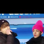 [방탄소년단] 막내랑 맏내애교할때 <b>태태</b>ㅋㅋㅋ