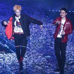 [EXO] <b>얌전</b>한 동생옆에서 혼자 삘받은 밍석 ㅋㅋ