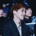 [EXO] 내가귀여운<b>포즈</b>하면가만히쳐다보는김민석vs