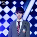 [EXO] 교복 단정하게 입는 <b>선도</b>부 회장 도경수vs