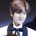 [백현] <b>초여름</b> 구름한점 없는 스카이블루 하늘