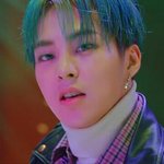 [EXO] 지금내머리가 딱 <b>저색</b>임