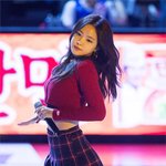 <b>초면</b>에는 넘나 챠갑다는 女돌