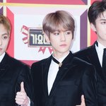 [백현] <b>천재</b> 아이돌 백현씨, 잘생김을 멈춰주세요