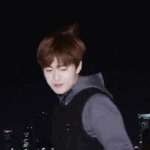 [EXO] 밤에김준면이랑 <b>공원</b>에서 <b>산책</b>한것같은