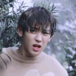 [EXO] <b>눈</b>을 그렇게 뜨고! 어?! 강아지야?