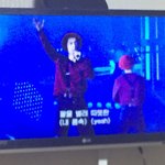 [EXO] 지금 큰집에서 엑솔루션 보는 중인데