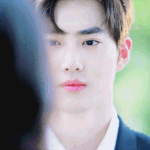 [EXO] <b>제사</b> 지낼<b>때</b> 올 정장을 입은