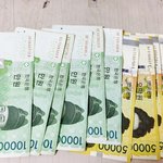 [EXO] 얘들아 돈 많이받아라