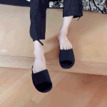 [EXO] 김준면 발목도 봐<b>주</b><b>셈</b>