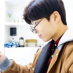 이 아<b>우터</b> 어딘껀지아는사람?