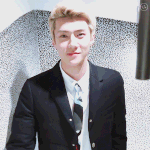 [EXO] 이거 살짝 패딩? <b>깔깔이</b>? 같은거네?