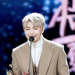 [방탄소년단] 나 밤새야하는데 방탄 <b>영상</b> 볼것들좀 <b>추천</b>해주라ㅠㅠㅠㅠ