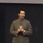 [EXO] 조in성님 <b>무인</b>에서 경수포카 얻어서 행복해하심