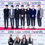 [방탄소년단] 이때 <b>호석</b>이 마이크 빠졌을때인가? 무대하다가