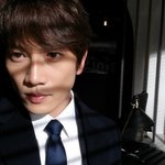 뇌섹남 등극 배우 <b>지성</b>